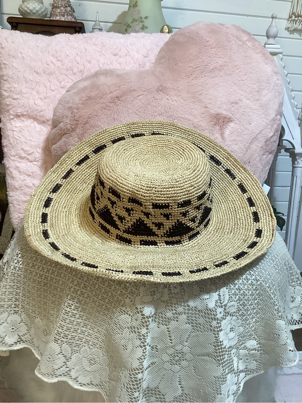 San Diego Hat Company Beige Straw Sun Hat with Black Pattern